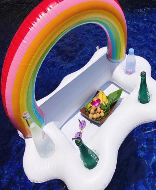 Rainbox Serving Float